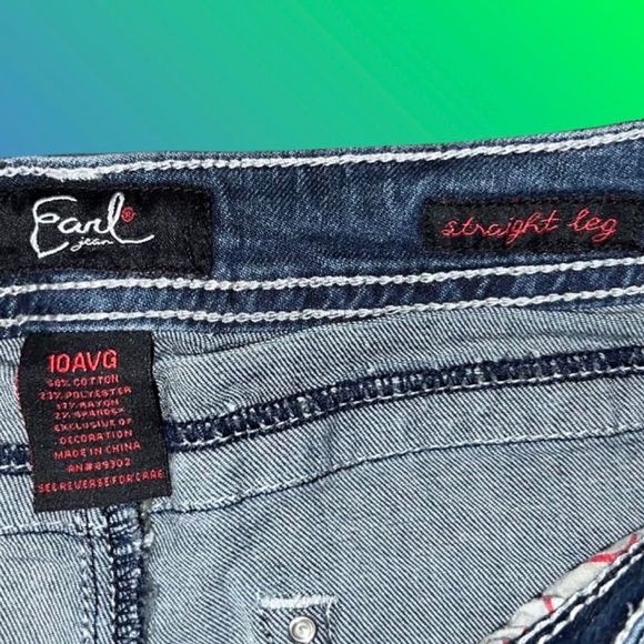 NWT Bedazzled Earl Straight Leg Jeans Size 10 - Picture 4 of 6